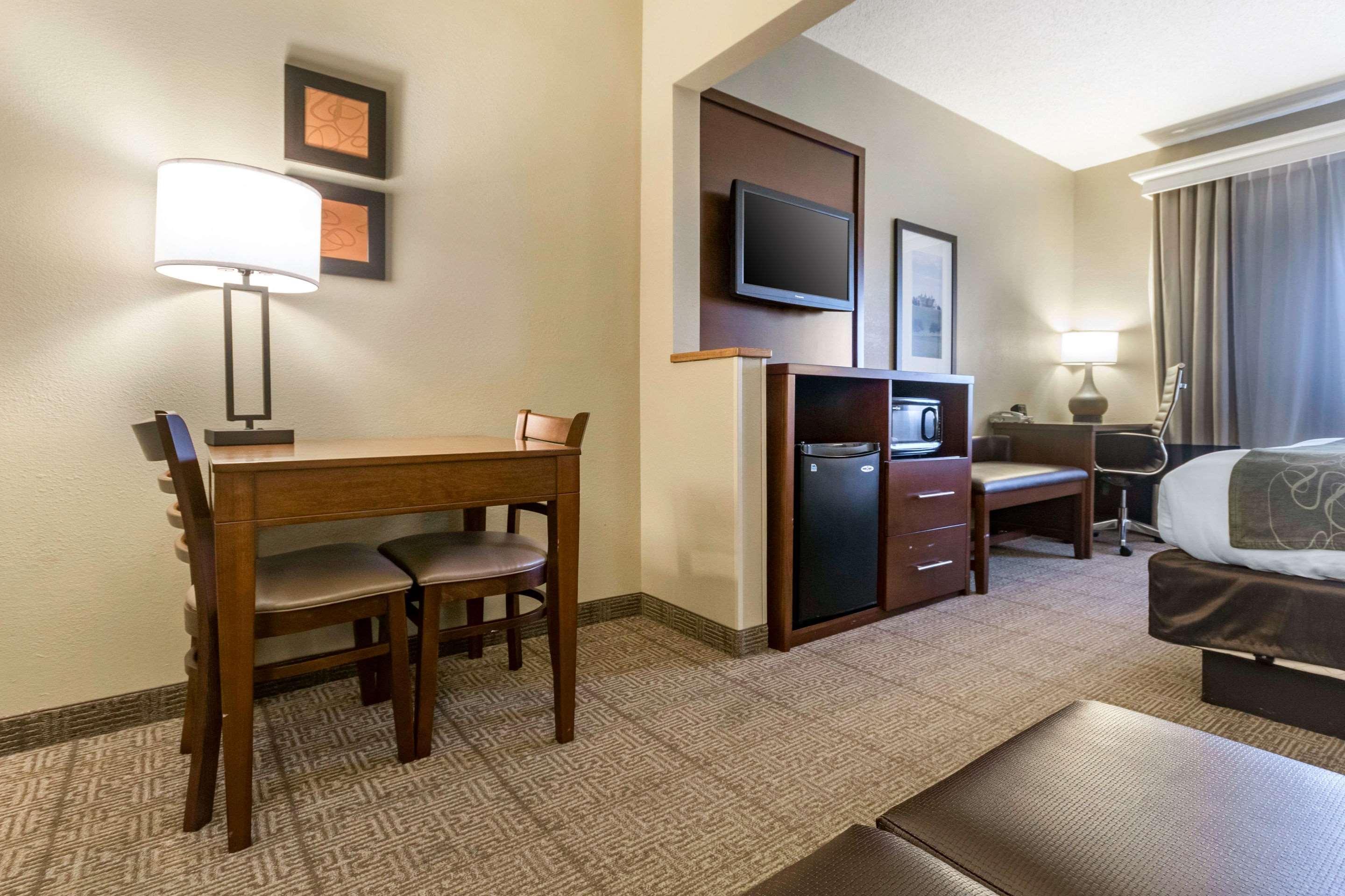 Comfort Suites Keeneland Lexington Ngoại thất bức ảnh