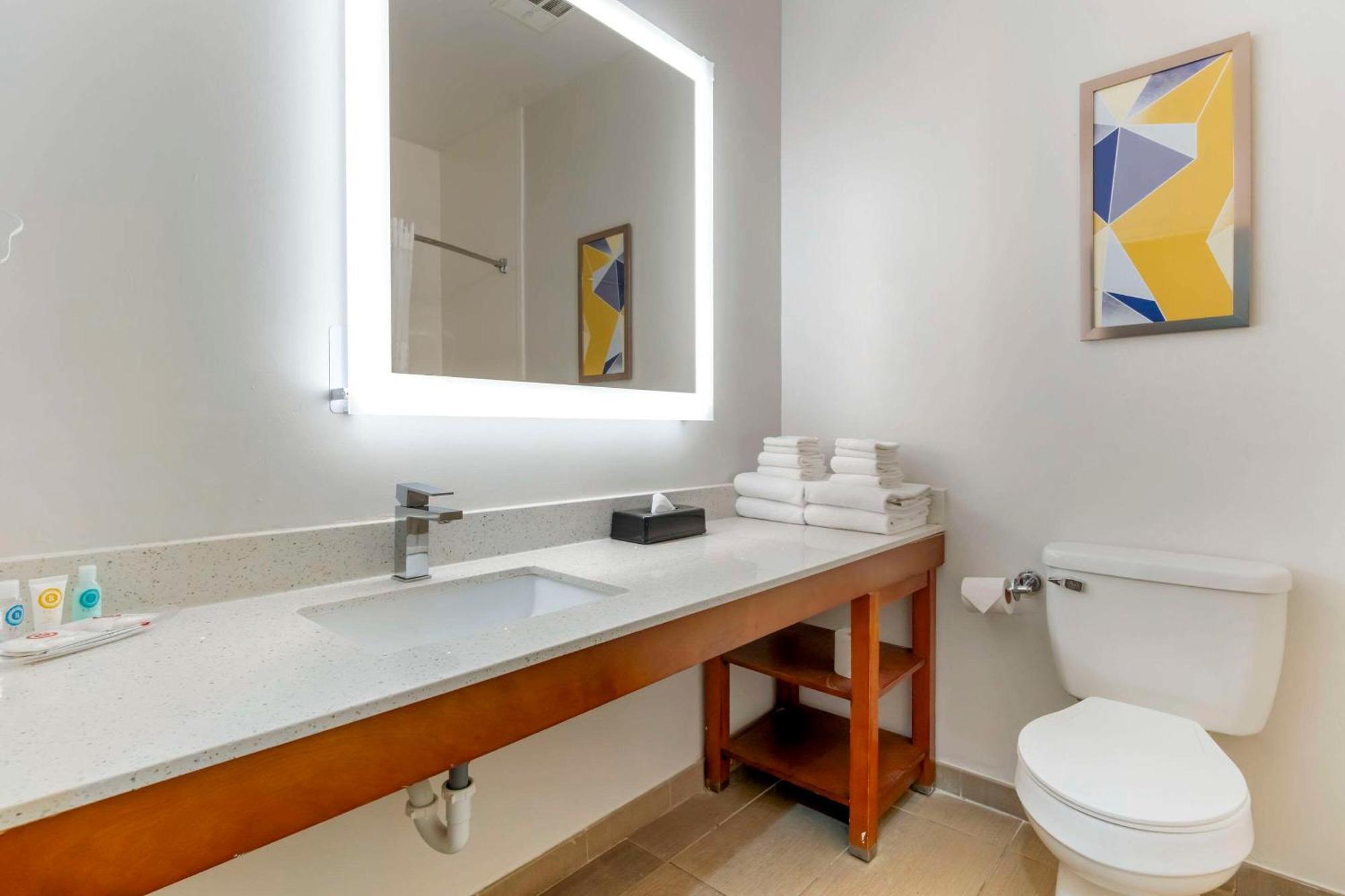 Comfort Suites Keeneland Lexington Ngoại thất bức ảnh