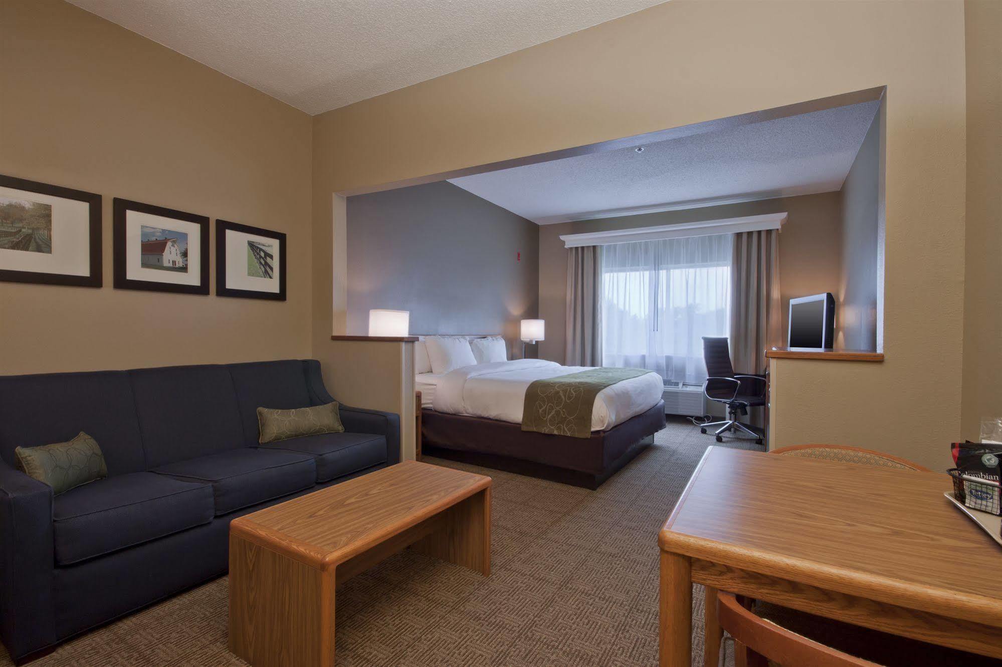 Comfort Suites Keeneland Lexington Ngoại thất bức ảnh